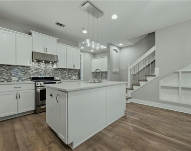 6146 Holly Park Lane Se - Photo Thumbnail 18