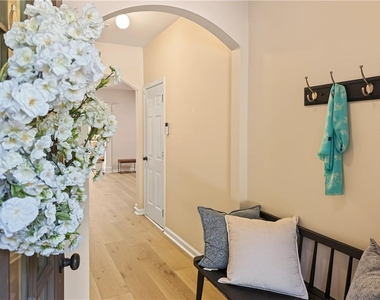 3326 Marla Boulevard - Photo Thumbnail 2