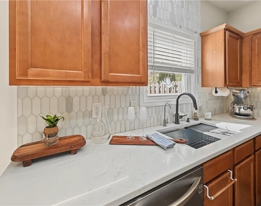 3326 Marla Boulevard - Photo Thumbnail 13