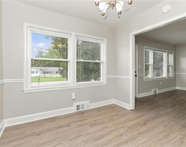2280 Camp Ground Road Sw - Photo Thumbnail 6