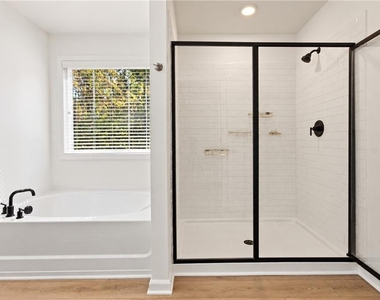 54 Mayfair Street - Photo Thumbnail 35