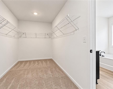 54 Mayfair Street - Photo Thumbnail 34
