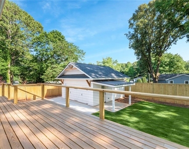970 Pinedale Drive Se - Photo Thumbnail 20