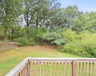 512 Chestnut Lane - Photo Thumbnail 14