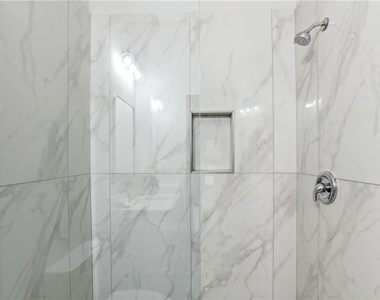 190 Adair Avenue Se - Photo Thumbnail 25
