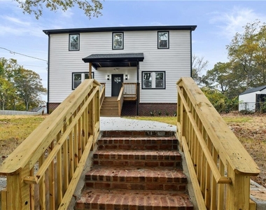 190 Adair Avenue Se - Photo Thumbnail 49