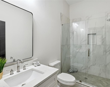190 Adair Avenue Se - Photo Thumbnail 24