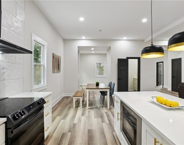 190 Adair Avenue Se - Photo Thumbnail 20