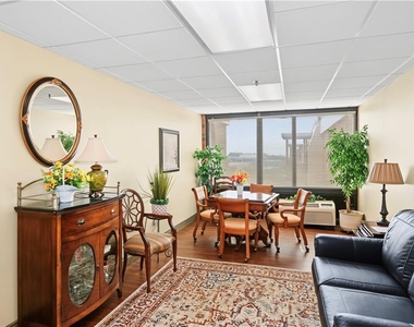300 Johnson Ferry Road Ne - Photo Thumbnail 24