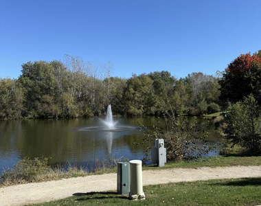 602 Arbor Circle - Photo Thumbnail 7