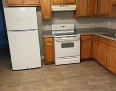 5577 Dale Drive - Photo Thumbnail 4