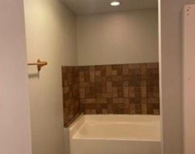5577 Dale Drive - Photo Thumbnail 12