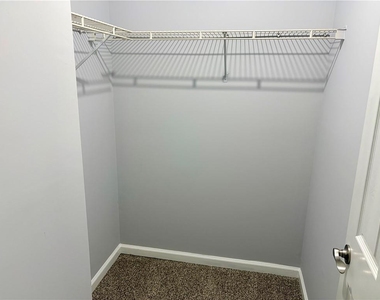 625 Baron Drive - Photo Thumbnail 7