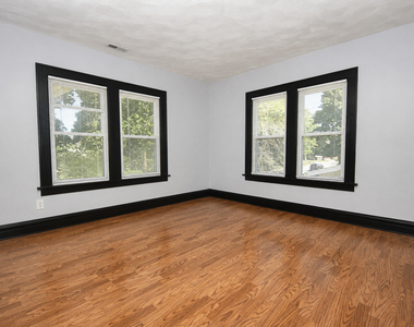 600 Sunderlin Street - Photo Thumbnail 4