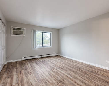 10429 Dearlove Road - Photo Thumbnail 15