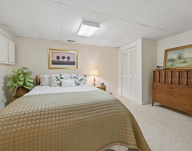 1069 Devonshire Avenue - Photo Thumbnail 18