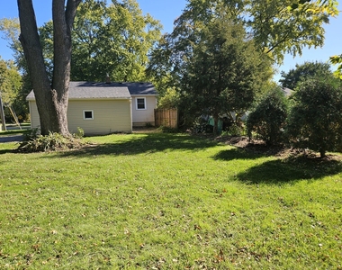 102 Kansas Street - Photo Thumbnail 11