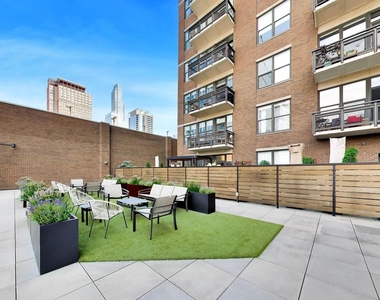 849 N Franklin Street - Photo Thumbnail 34