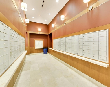 849 N Franklin Street - Photo Thumbnail 8
