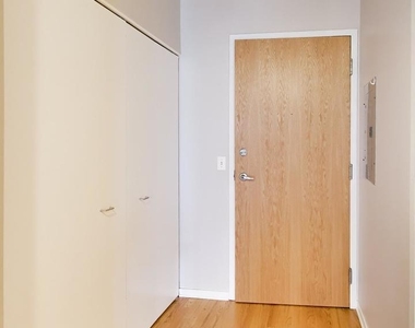 849 N Franklin Street - Photo Thumbnail 9