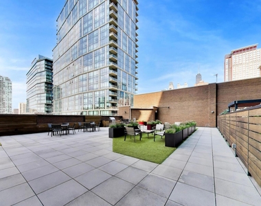 849 N Franklin Street - Photo Thumbnail 33