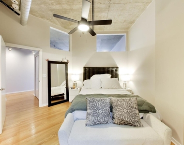 849 N Franklin Street - Photo Thumbnail 19