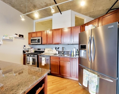 849 N Franklin Street - Photo Thumbnail 15