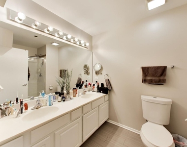 849 N Franklin Street - Photo Thumbnail 22