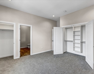 4906 S Saint Lawrence Avenue - Photo Thumbnail 6