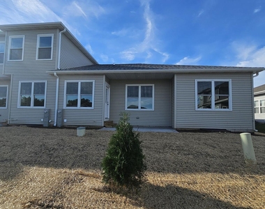 915 Partridge Circle - Photo Thumbnail 12