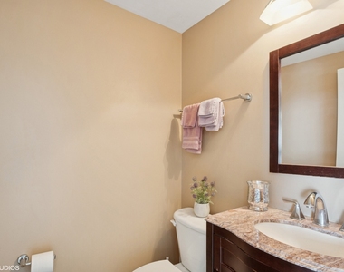 983 Mayfair Court - Photo Thumbnail 12