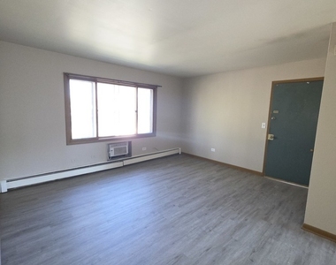 1335 Abbott Drive - Photo Thumbnail 4