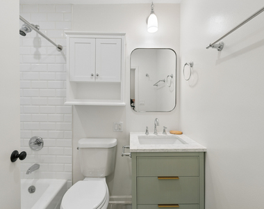 937 W Armitage Avenue - Photo Thumbnail 17