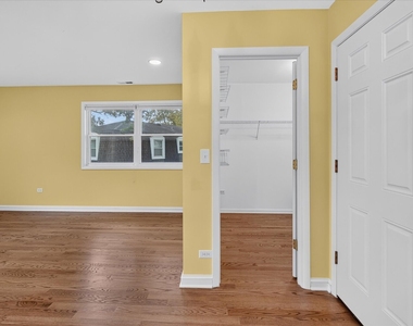 857 W Lanark Lane - Photo Thumbnail 20