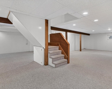 857 W Lanark Lane - Photo Thumbnail 39