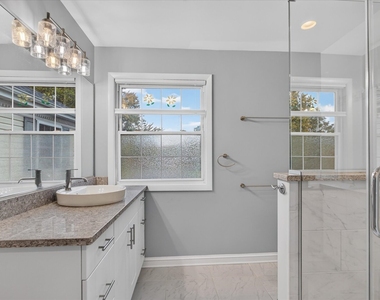 857 W Lanark Lane - Photo Thumbnail 34