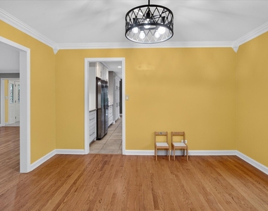 857 W Lanark Lane - Photo Thumbnail 8