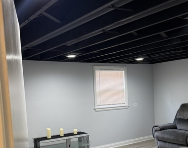 656 Saginaw Avenue - Photo Thumbnail 41
