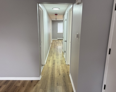 7041 170th Street - Photo Thumbnail 5