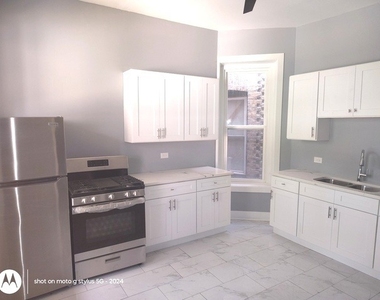1661 S Homan Avenue - Photo Thumbnail 7