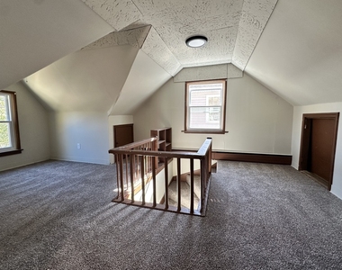 10816 S Central Park Avenue - Photo Thumbnail 9