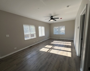 1600 North Avenue - Photo Thumbnail 8