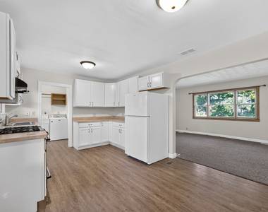 223 Ellen Street - Photo Thumbnail 11