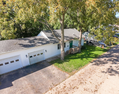 223 Ellen Street - Photo Thumbnail 1