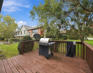 17594 Cambridge Place - Photo Thumbnail 25