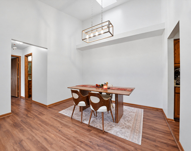 17594 Cambridge Place - Photo Thumbnail 3