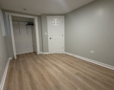 2701 N Whipple Street - Photo Thumbnail 12