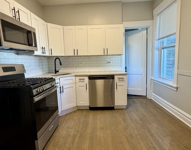 2701 N Whipple Street - Photo Thumbnail 4