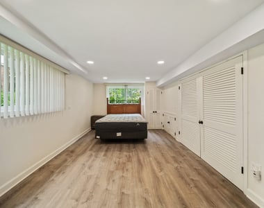 5320 Suffield Court - Photo Thumbnail 15