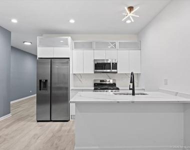 6346 S Evans Avenue - Photo Thumbnail 1